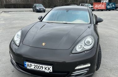 Фастбэк Porsche Panamera 2011 в Киеве