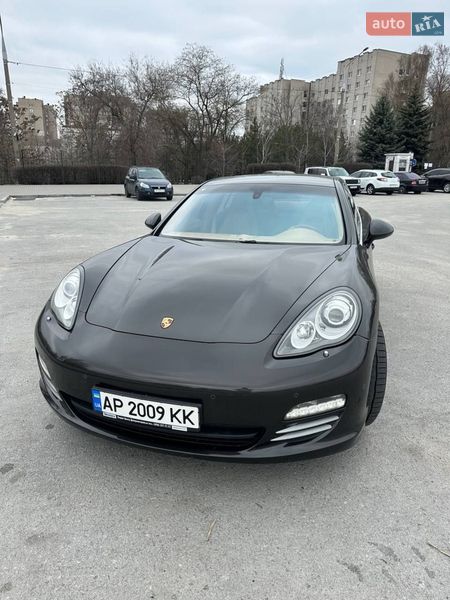 Porsche Panamera 2011