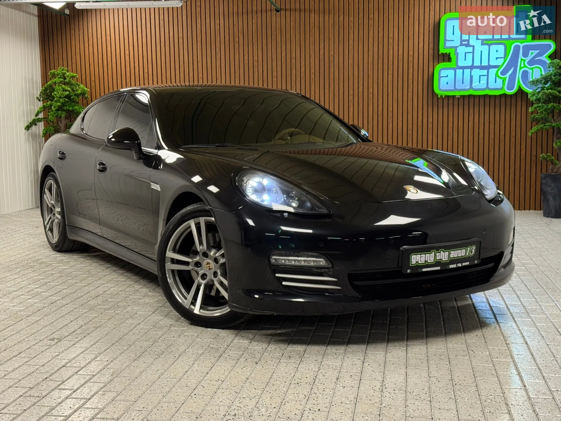 2012 Porsche Panamera - мініатюра 5