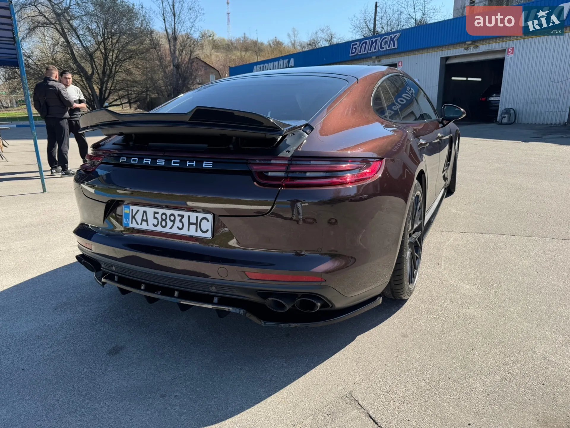 2017 Porsche Panamera - мініатюра 2