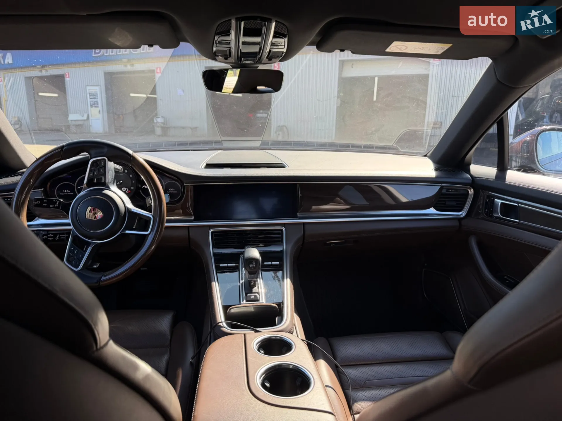 2017 Porsche Panamera - мініатюра 15