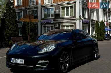 Фастбек Porsche Panamera 2012 в Києві