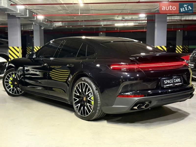 Фастбэк Porsche Panamera 2024 в Киеве фото 10 Фастбэк Porsche Panamera 2024 в Киеве