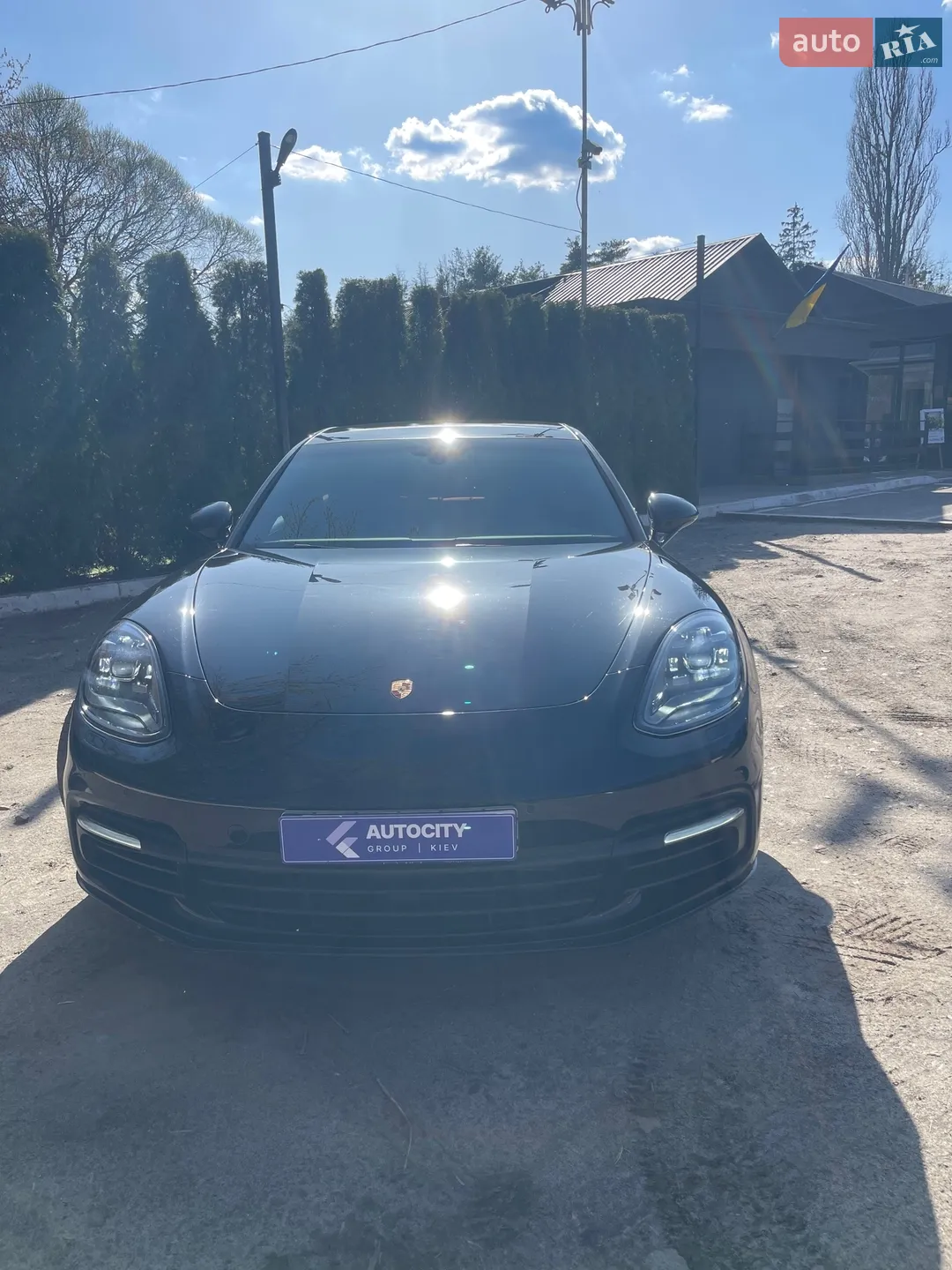 2019 Porsche Panamera - мініатюра 2