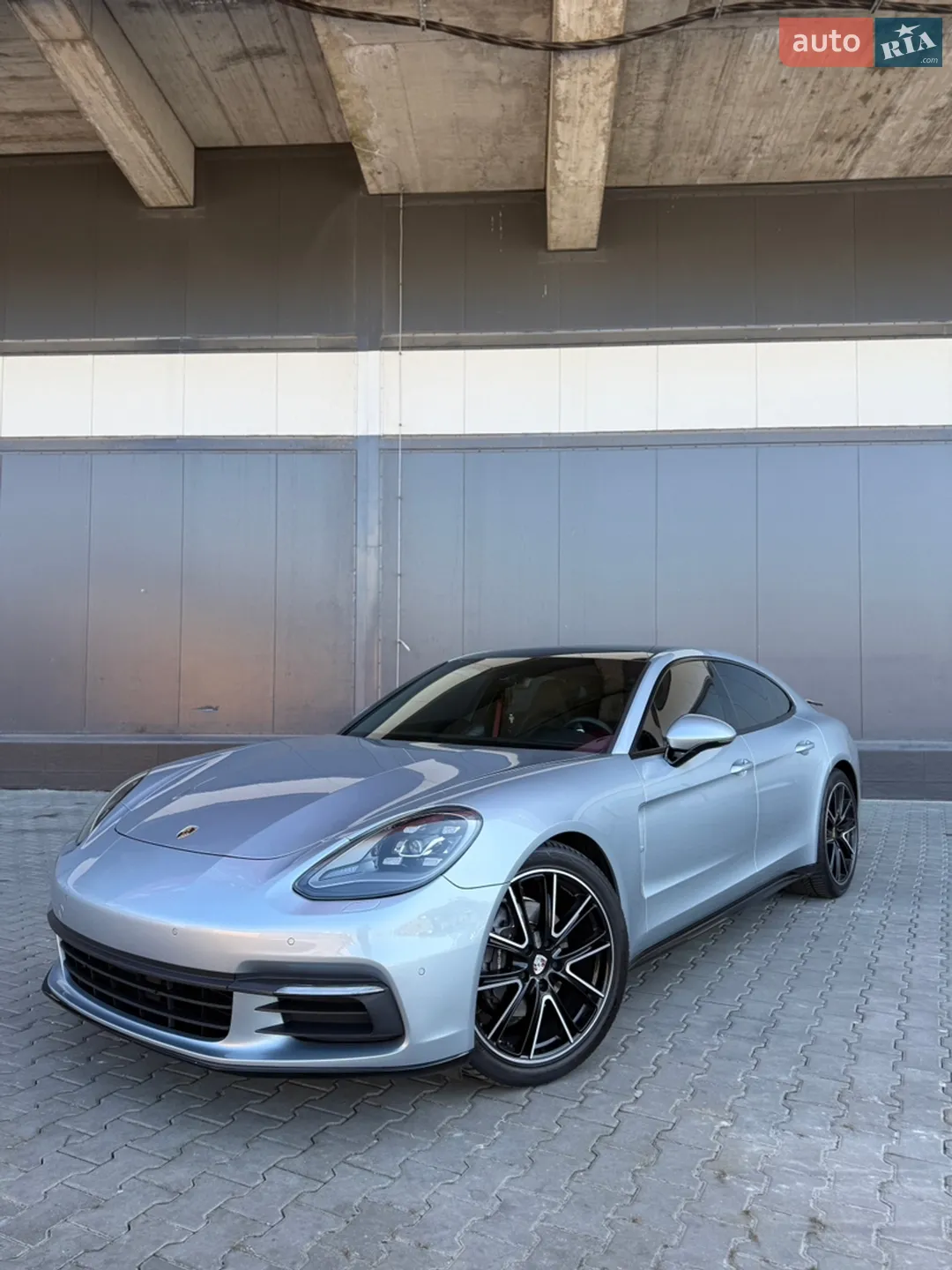 2019 Porsche Panamera - мініатюра 2