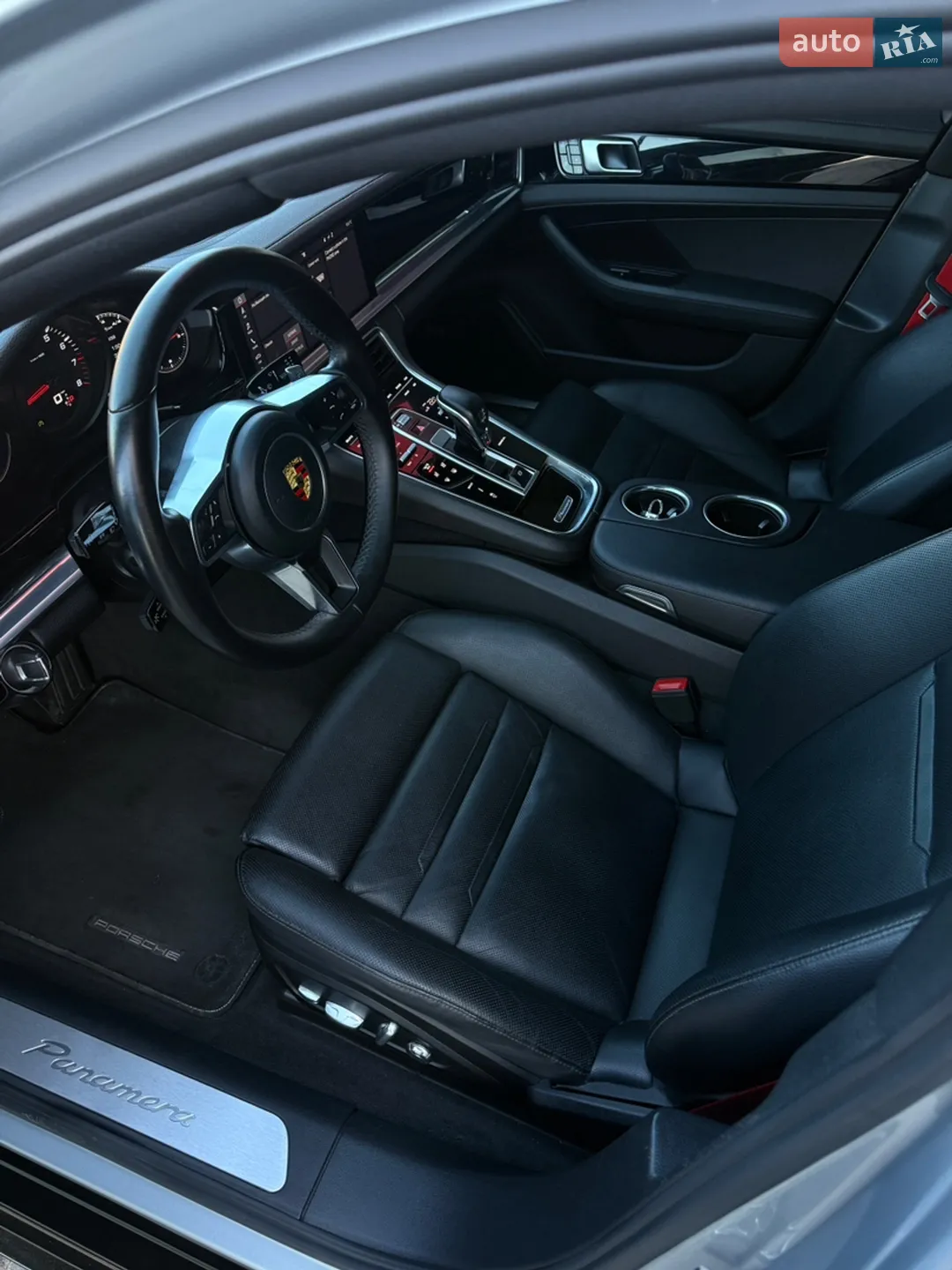 2019 Porsche Panamera - мініатюра 23