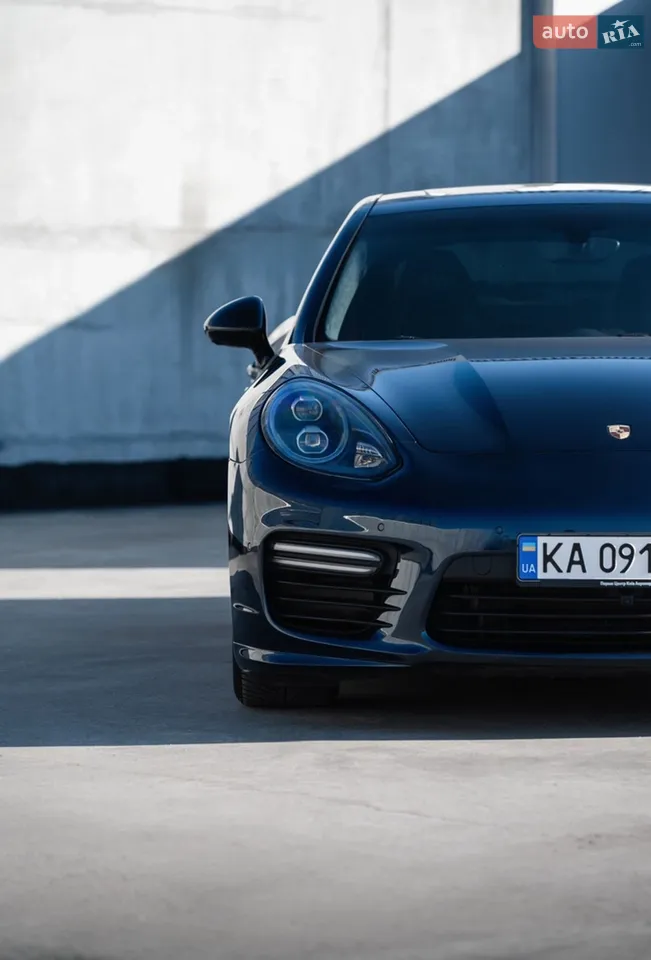 2012 Porsche Panamera - мініатюра 16