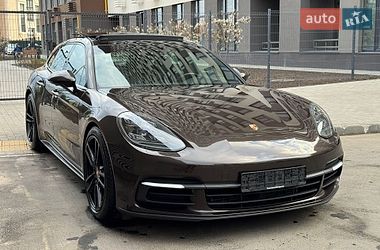 Универсал Porsche Panamera 2017 в Киеве