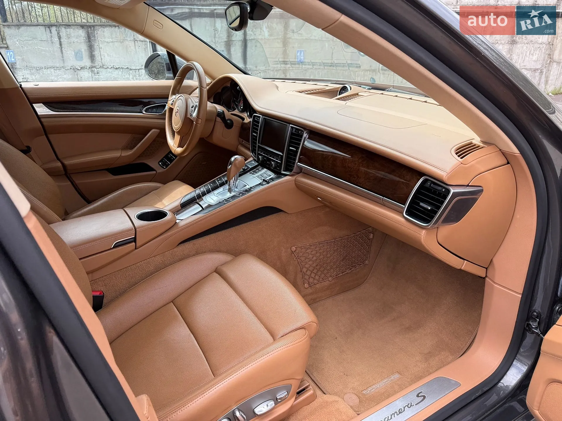 2014 Porsche Panamera - мініатюра 31