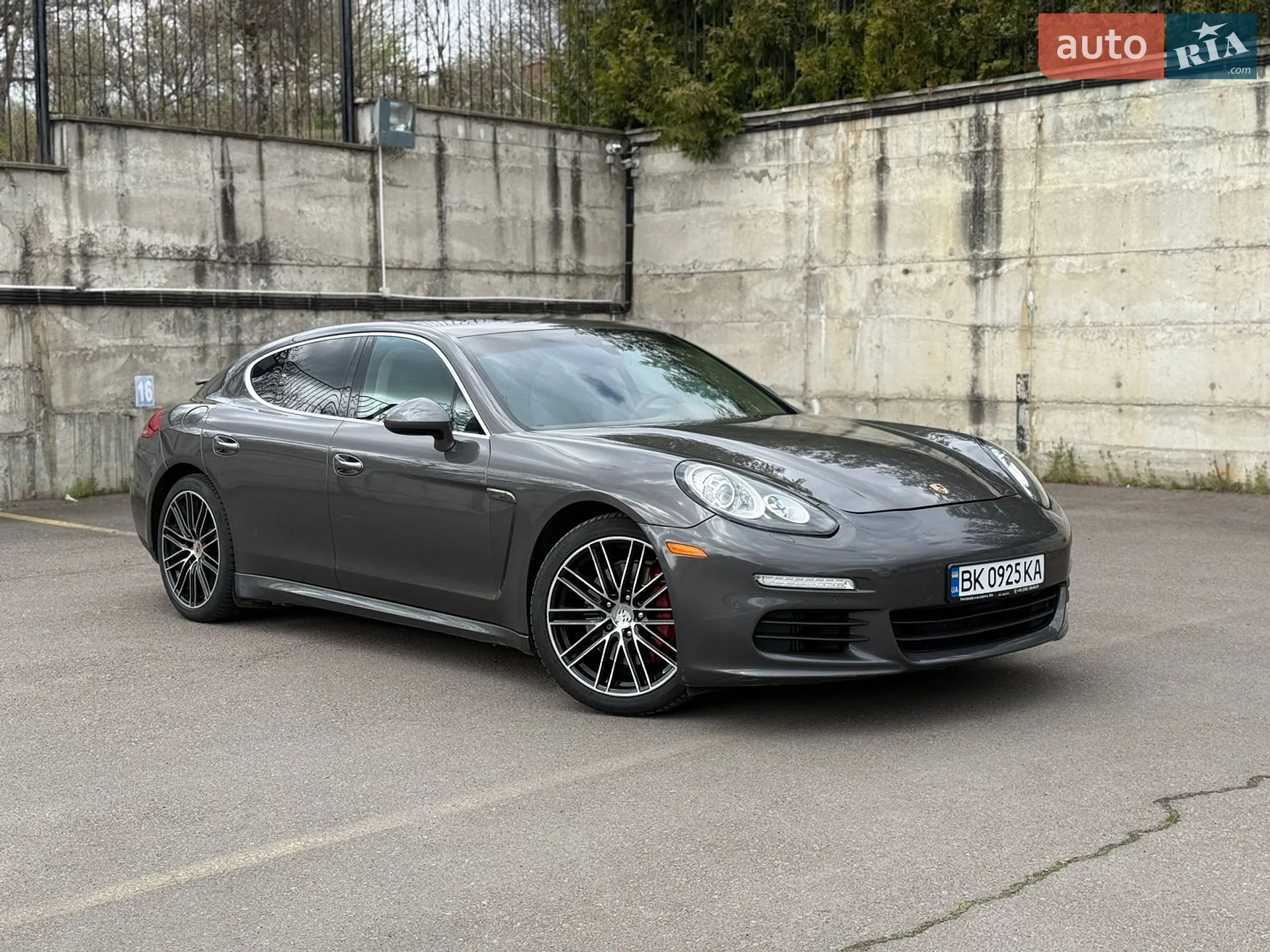 2014 Porsche Panamera - мініатюра 13