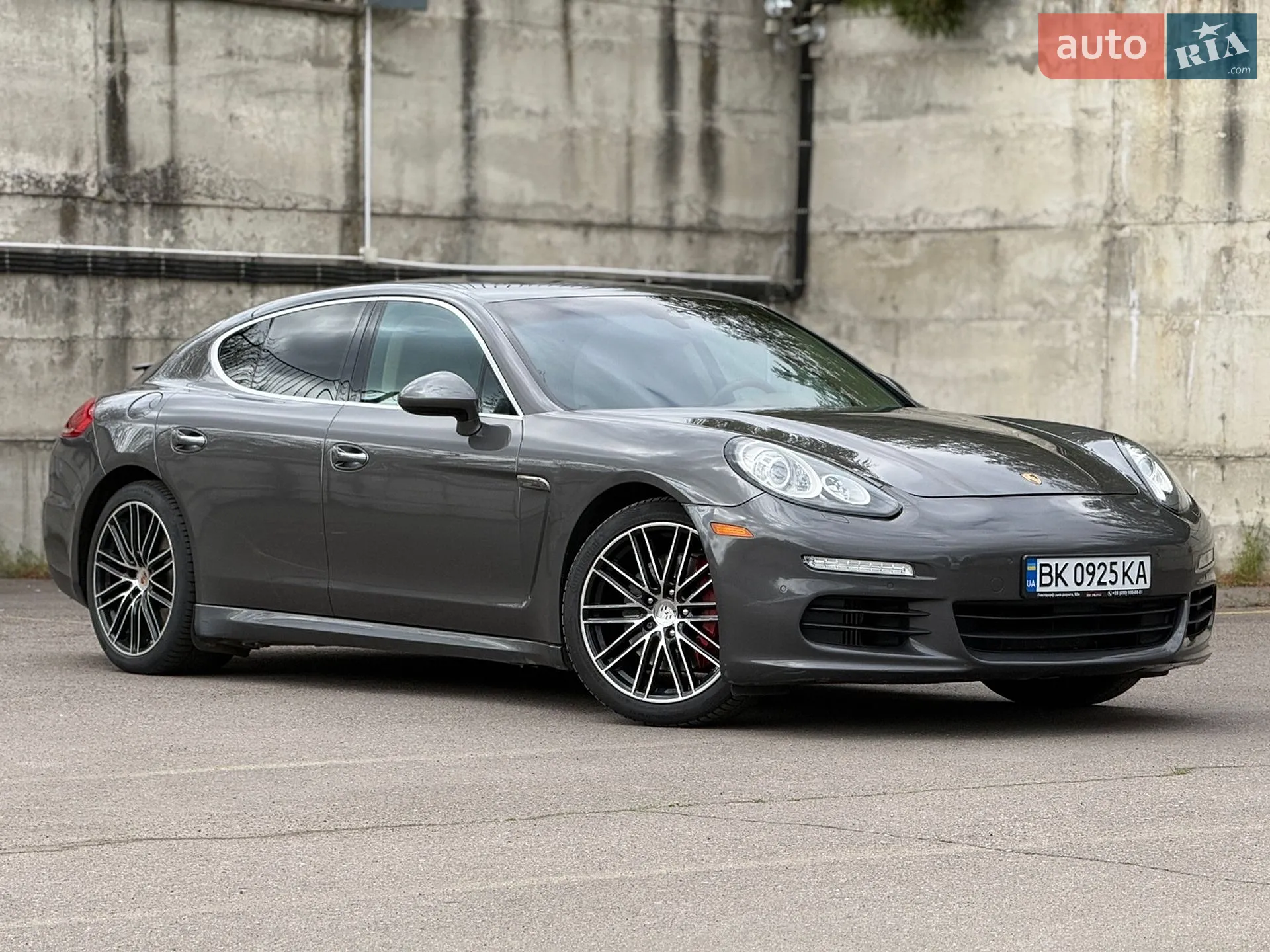 2014 Porsche Panamera - мініатюра 14