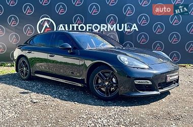 Фастбэк Porsche Panamera 2012 в Киеве
