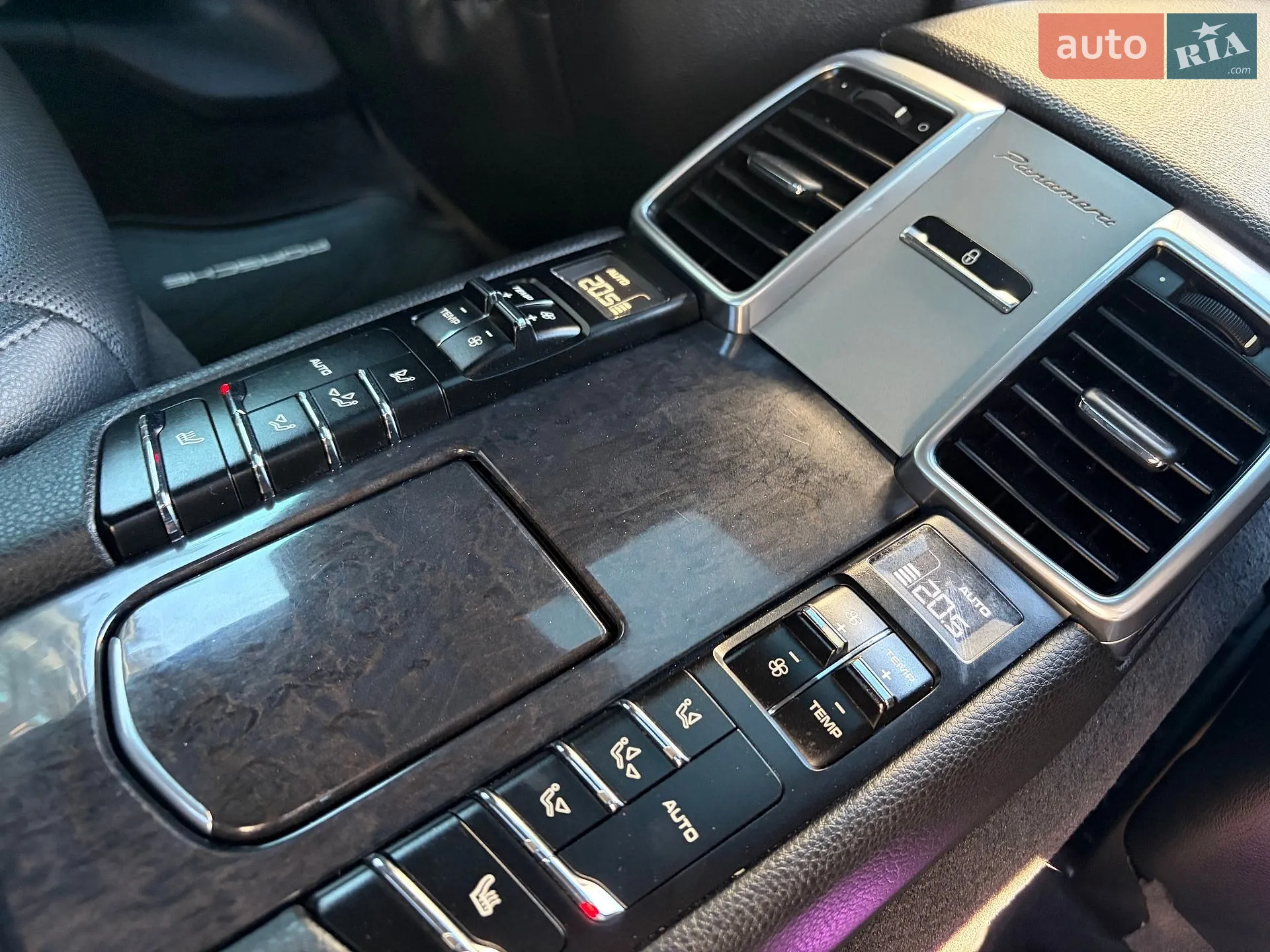 2015 Porsche Panamera - мініатюра 35