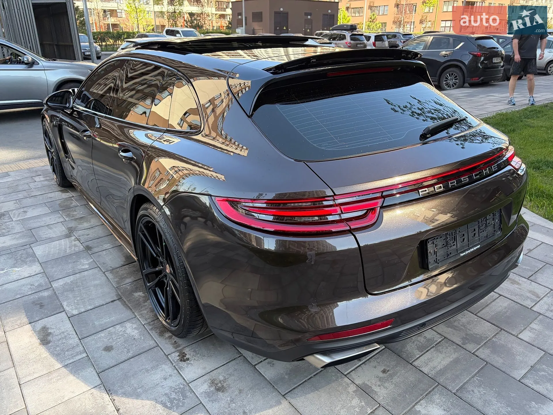 2017 Porsche Panamera - мініатюра 61