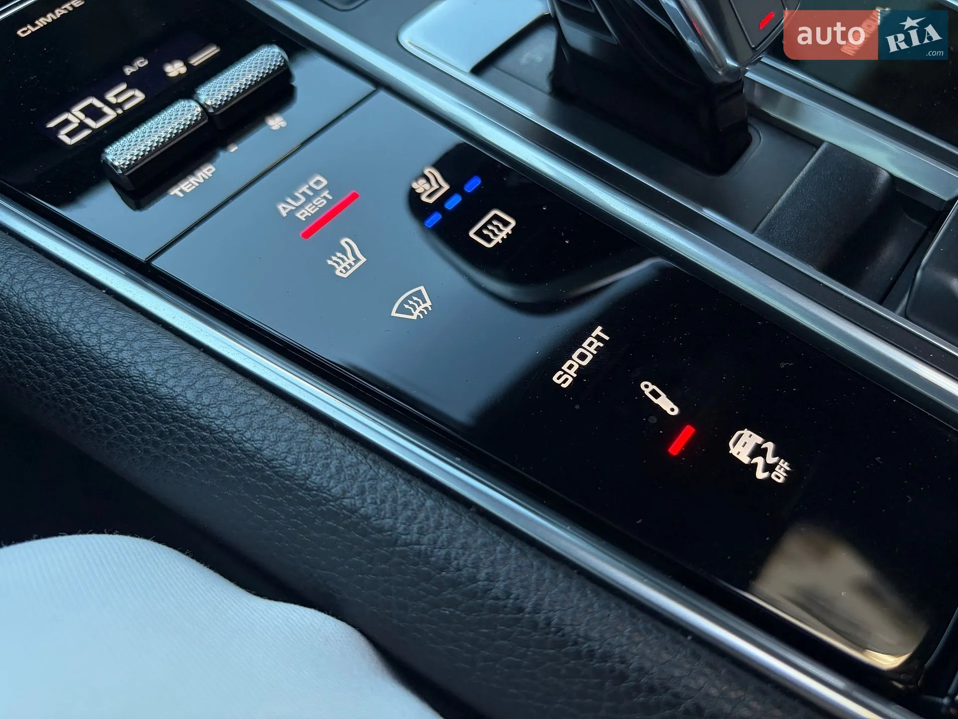 2017 Porsche Panamera - мініатюра 110