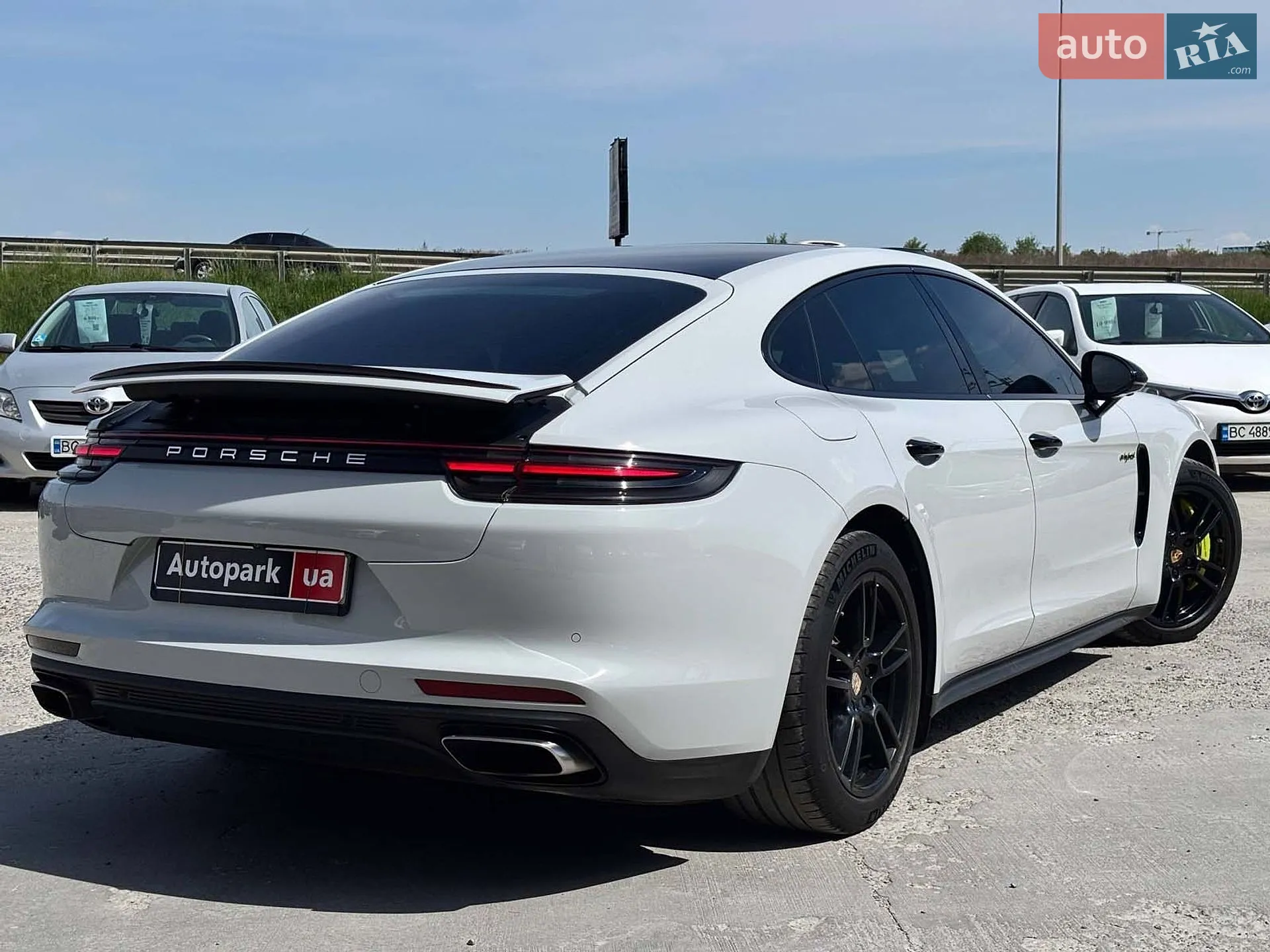 2017 Porsche Panamera - мініатюра 14