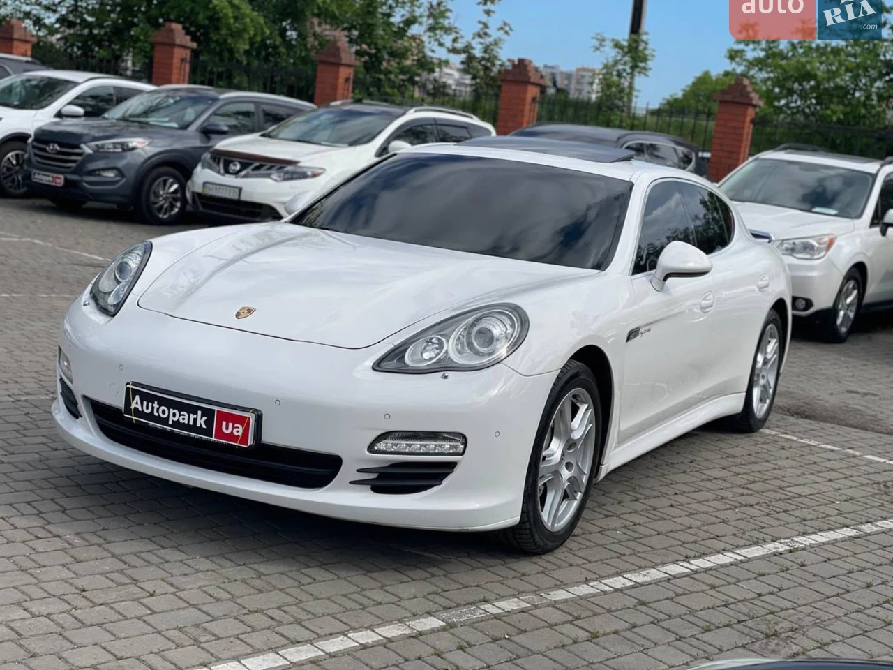 2012 Porsche Panamera - мініатюра 13
