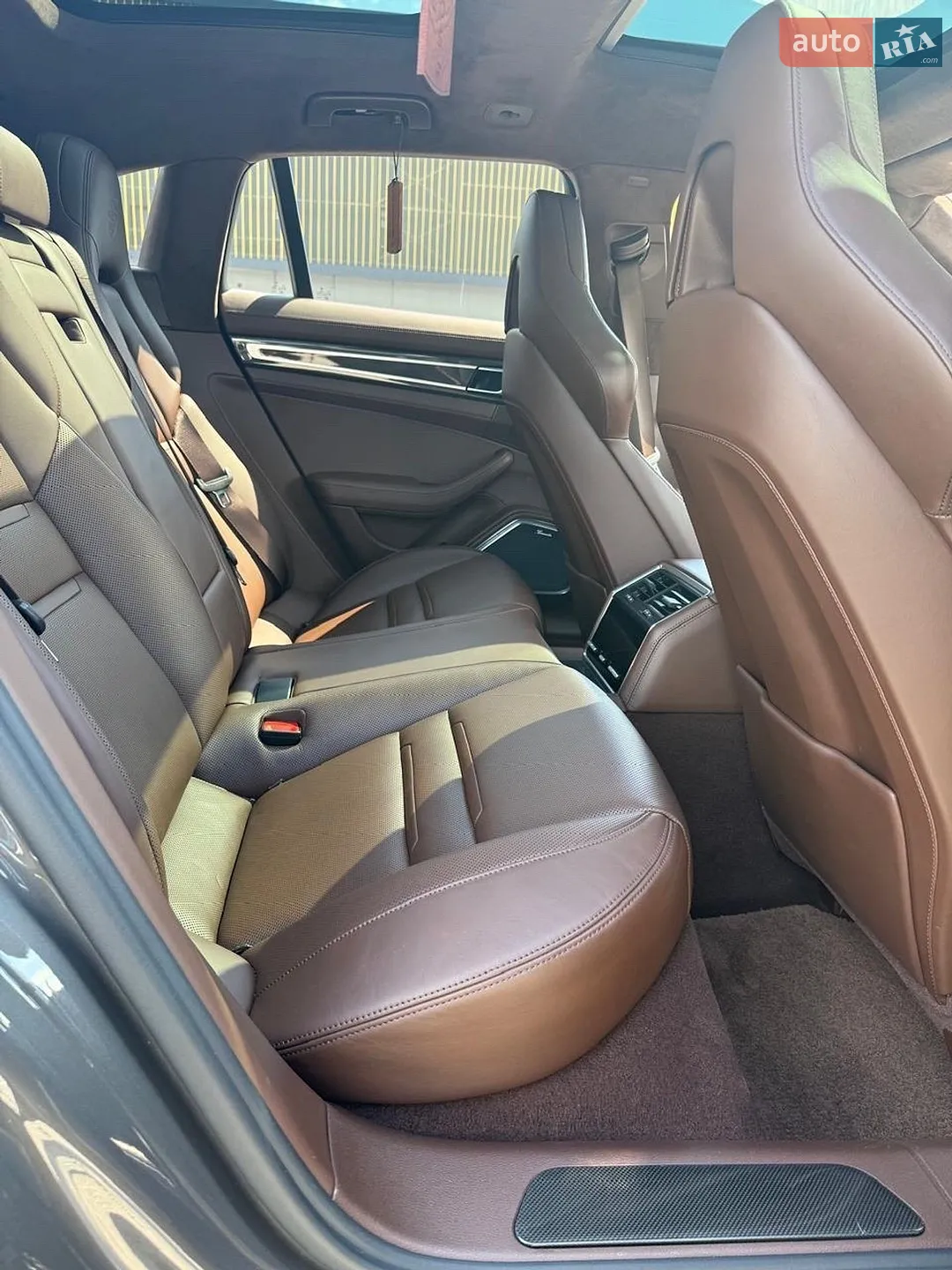 2018 Porsche Panamera - мініатюра 14