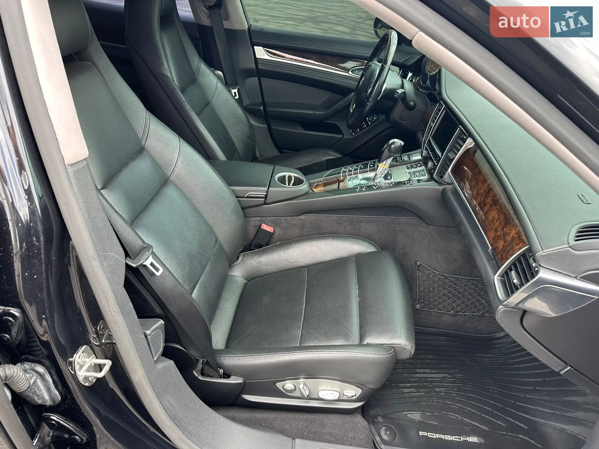 2014 Porsche Panamera - мініатюра 24