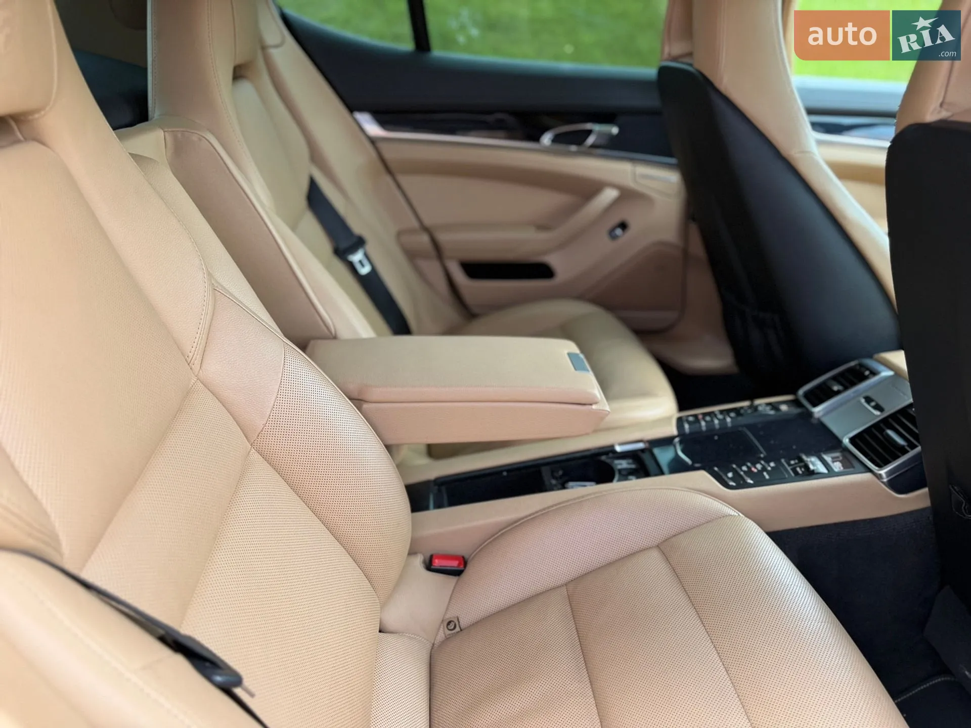 2016 Porsche Panamera - мініатюра 17