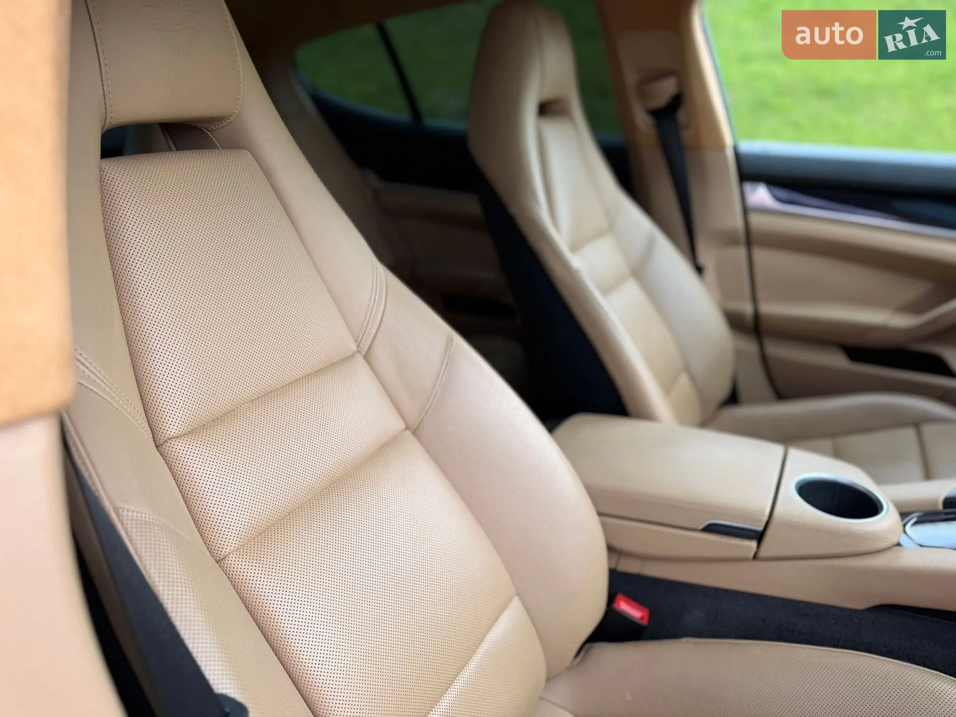 2016 Porsche Panamera - мініатюра 18