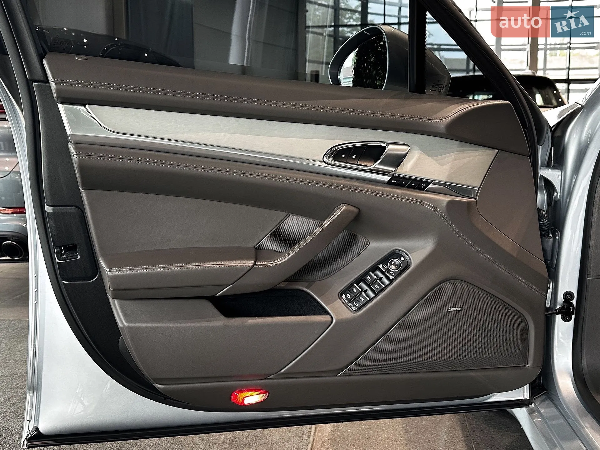 2013 Porsche Panamera - мініатюра 12