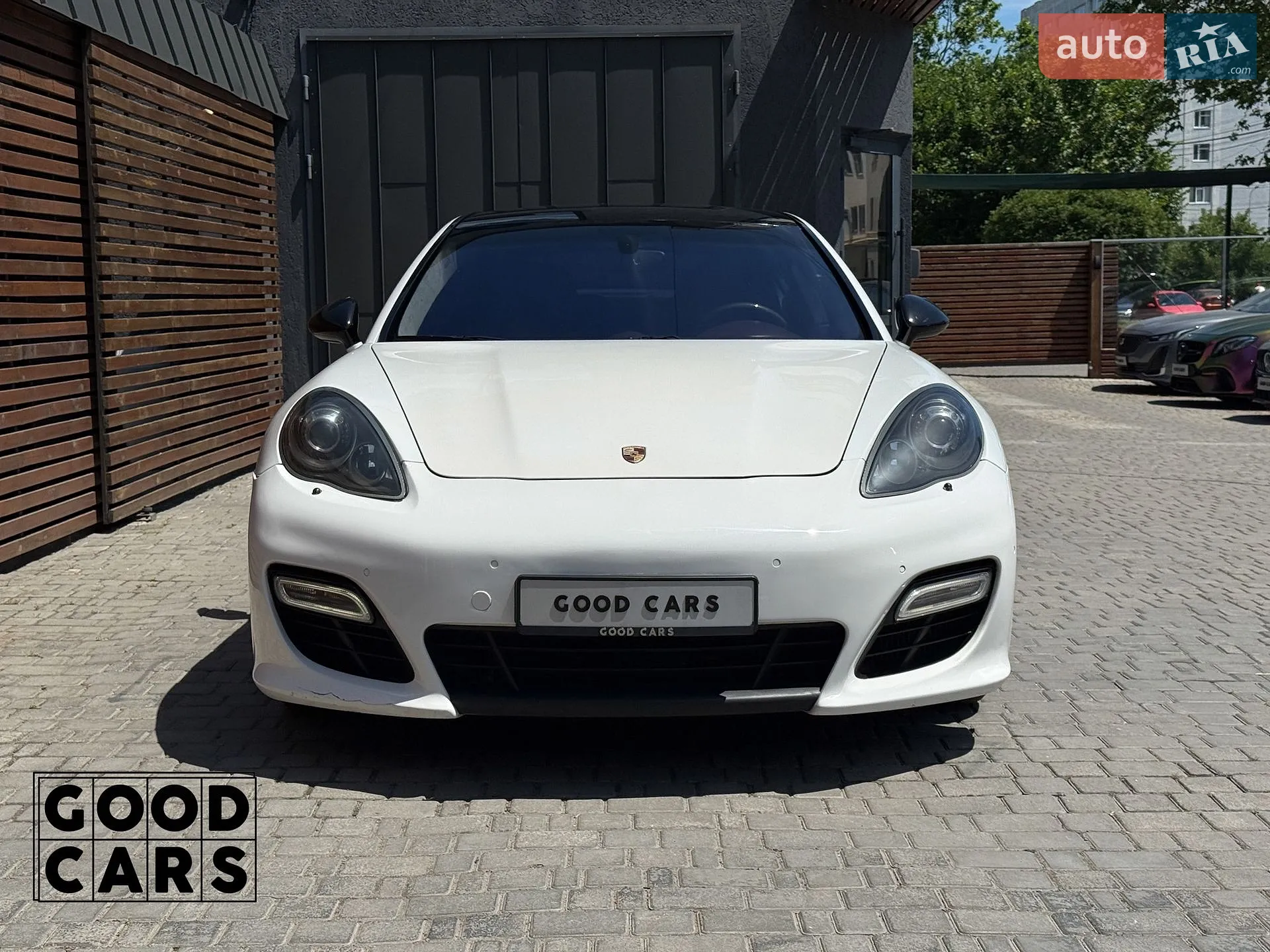 2011 Porsche Panamera - мініатюра 2