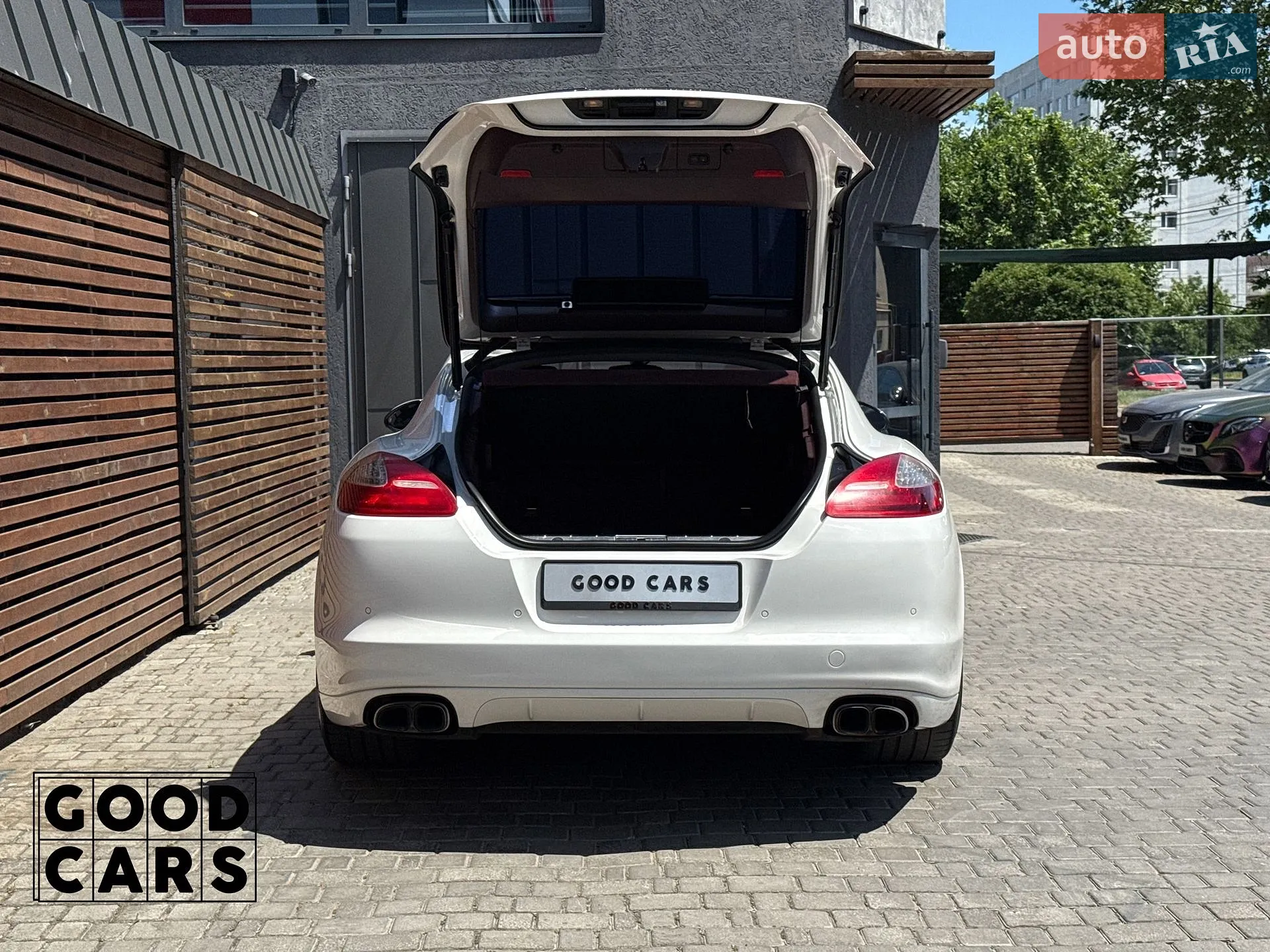 2011 Porsche Panamera - мініатюра 20