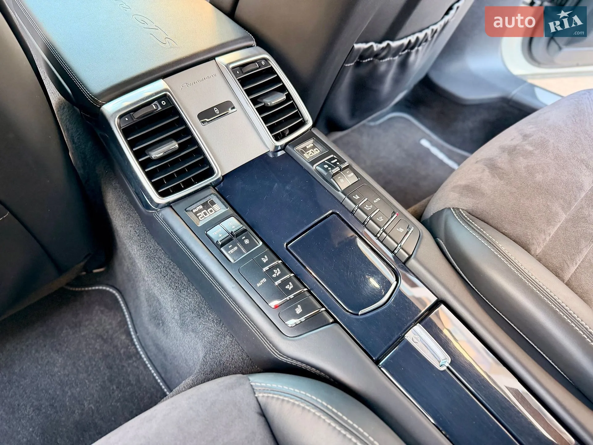 2012 Porsche Panamera - мініатюра 63