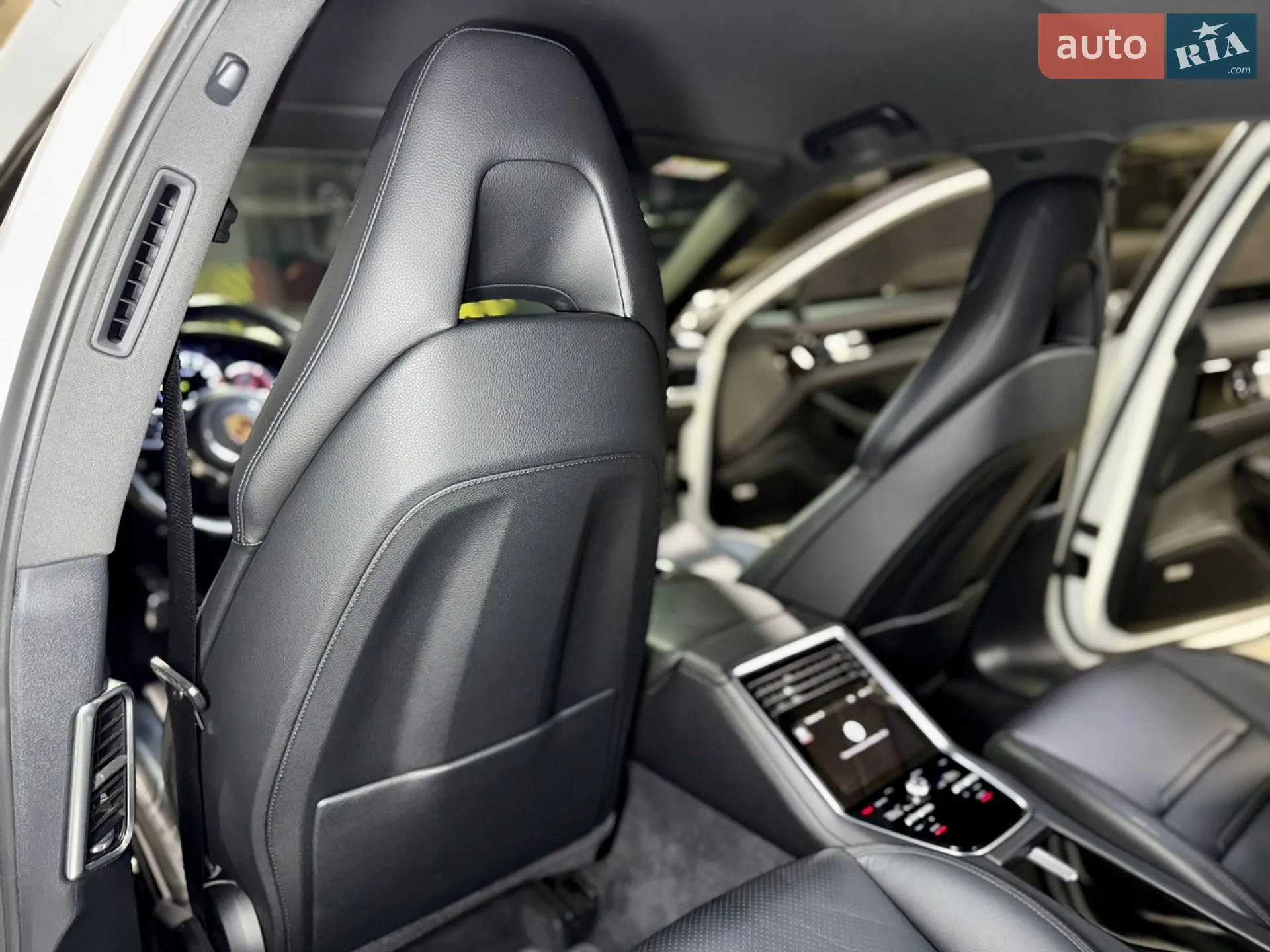 2019 Porsche Panamera - мініатюра 27