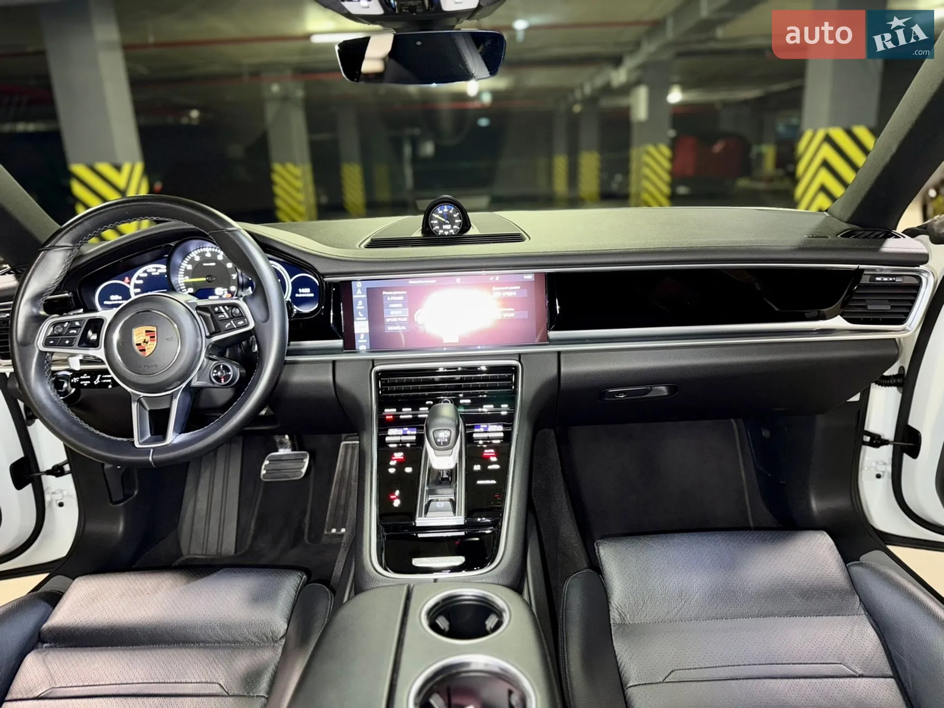 2019 Porsche Panamera - мініатюра 33