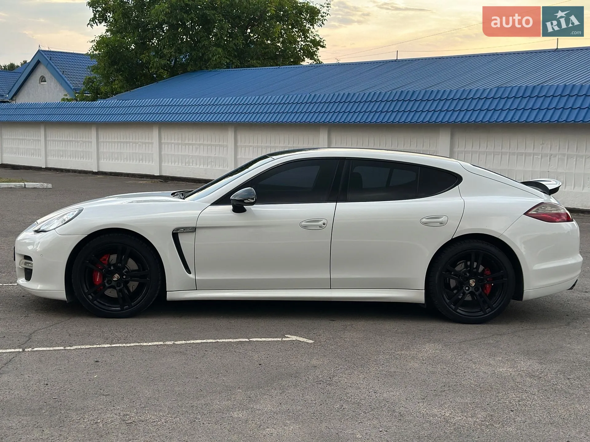 2010 Porsche Panamera - мініатюра 11