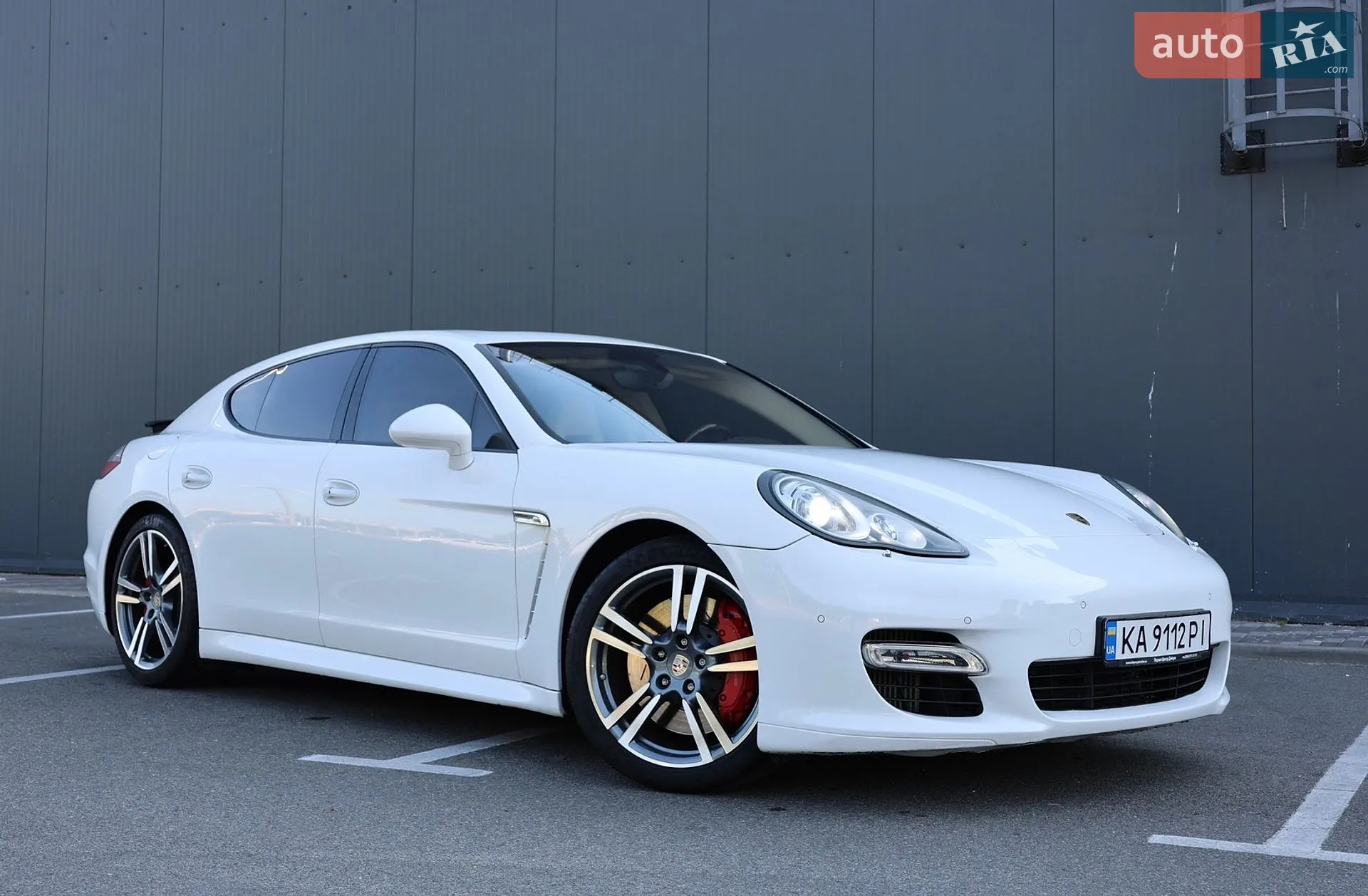 2011 Porsche Panamera - мініатюра 2