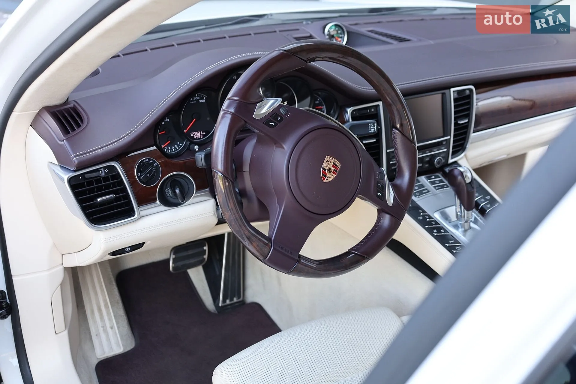 2011 Porsche Panamera - мініатюра 42