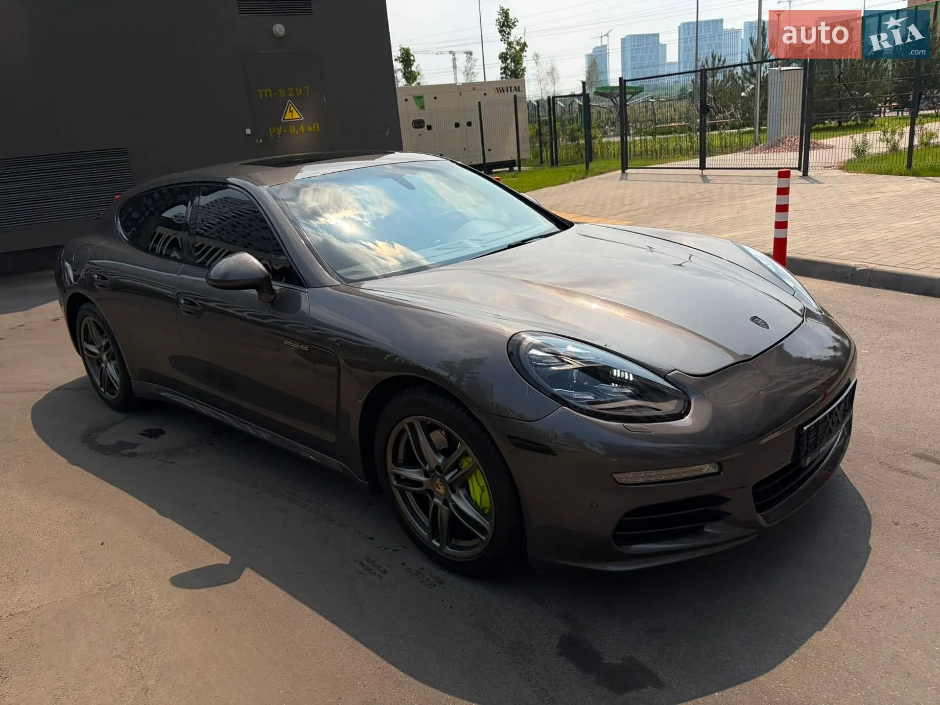 2015 Porsche Panamera - мініатюра 7