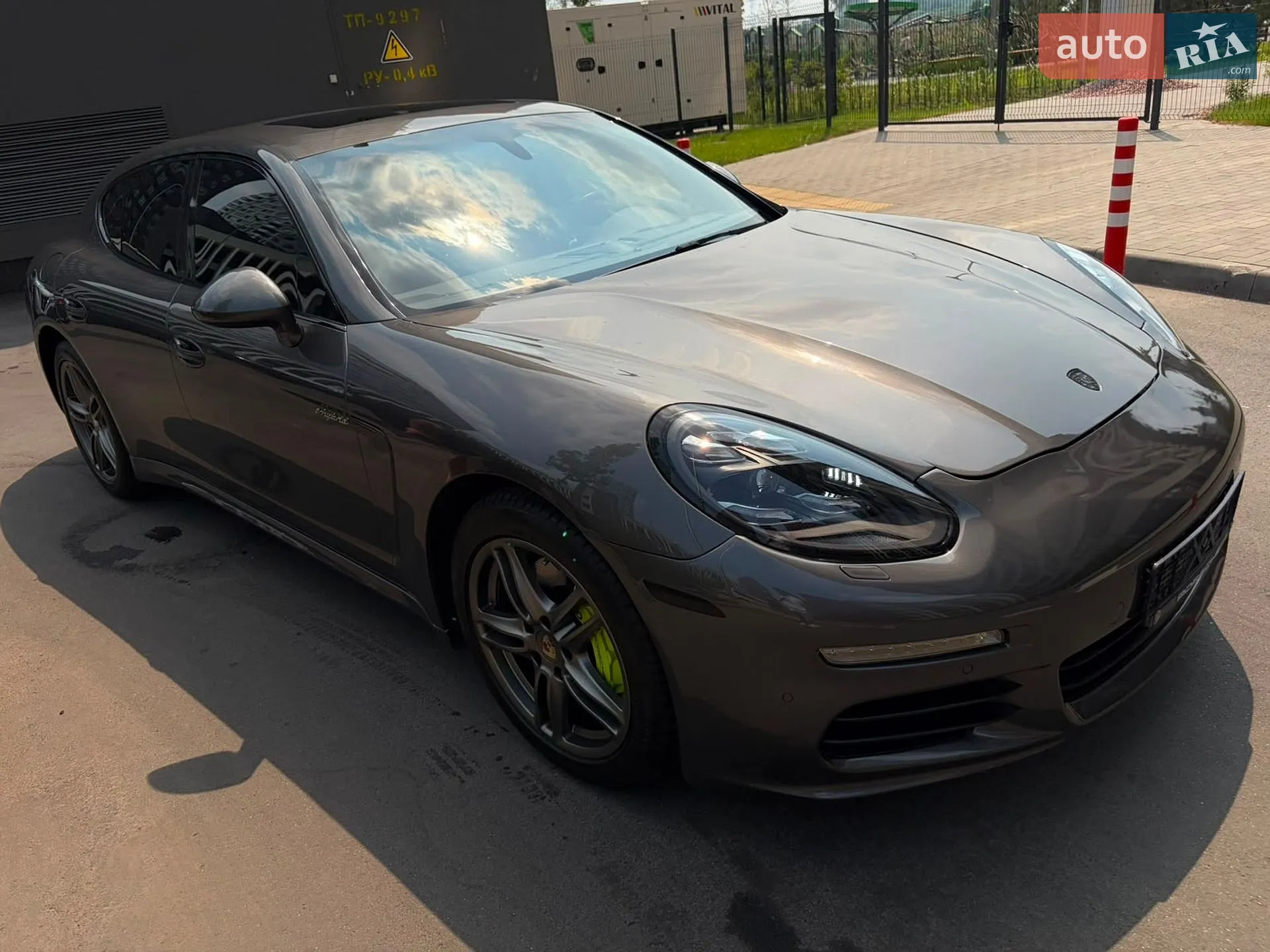 2015 Porsche Panamera - мініатюра 12
