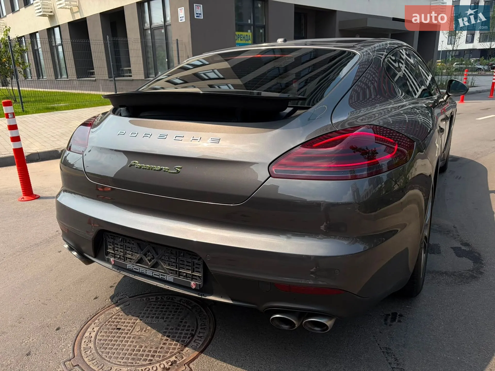 2015 Porsche Panamera - мініатюра 24