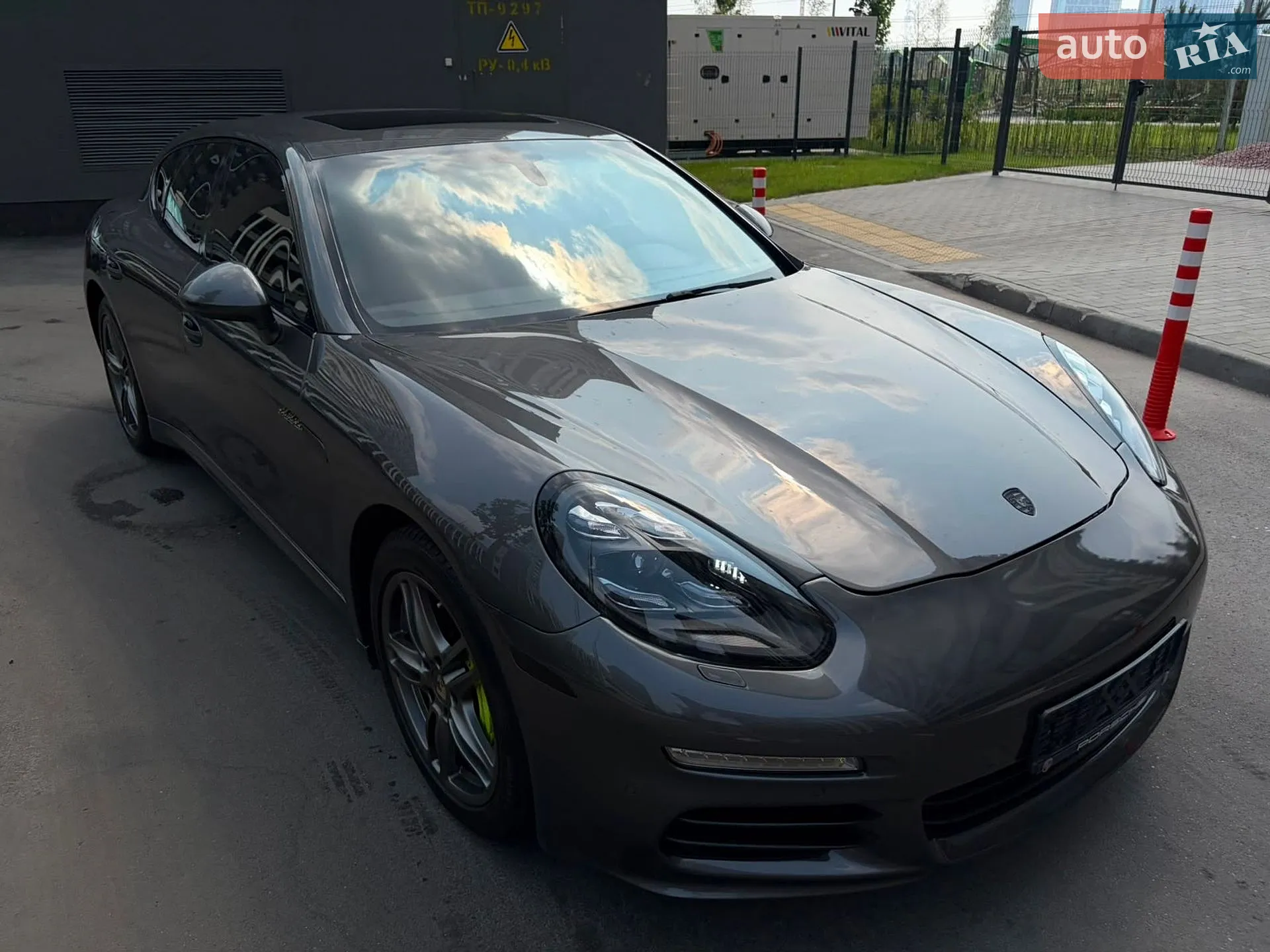 2015 Porsche Panamera - мініатюра 48