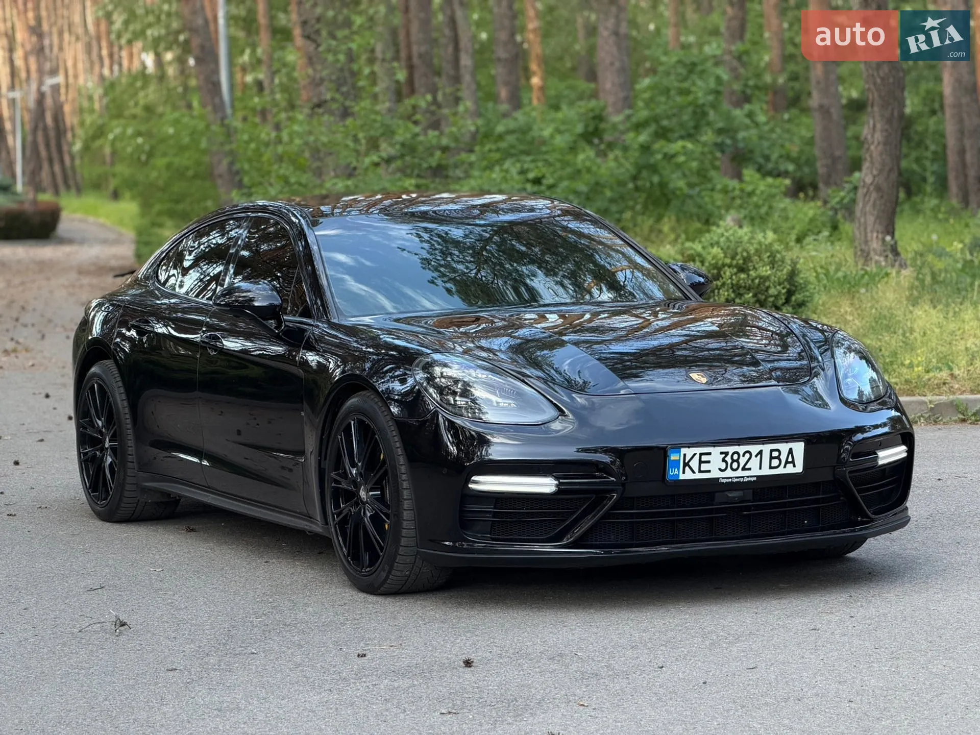 2018 Porsche Panamera - мініатюра 3