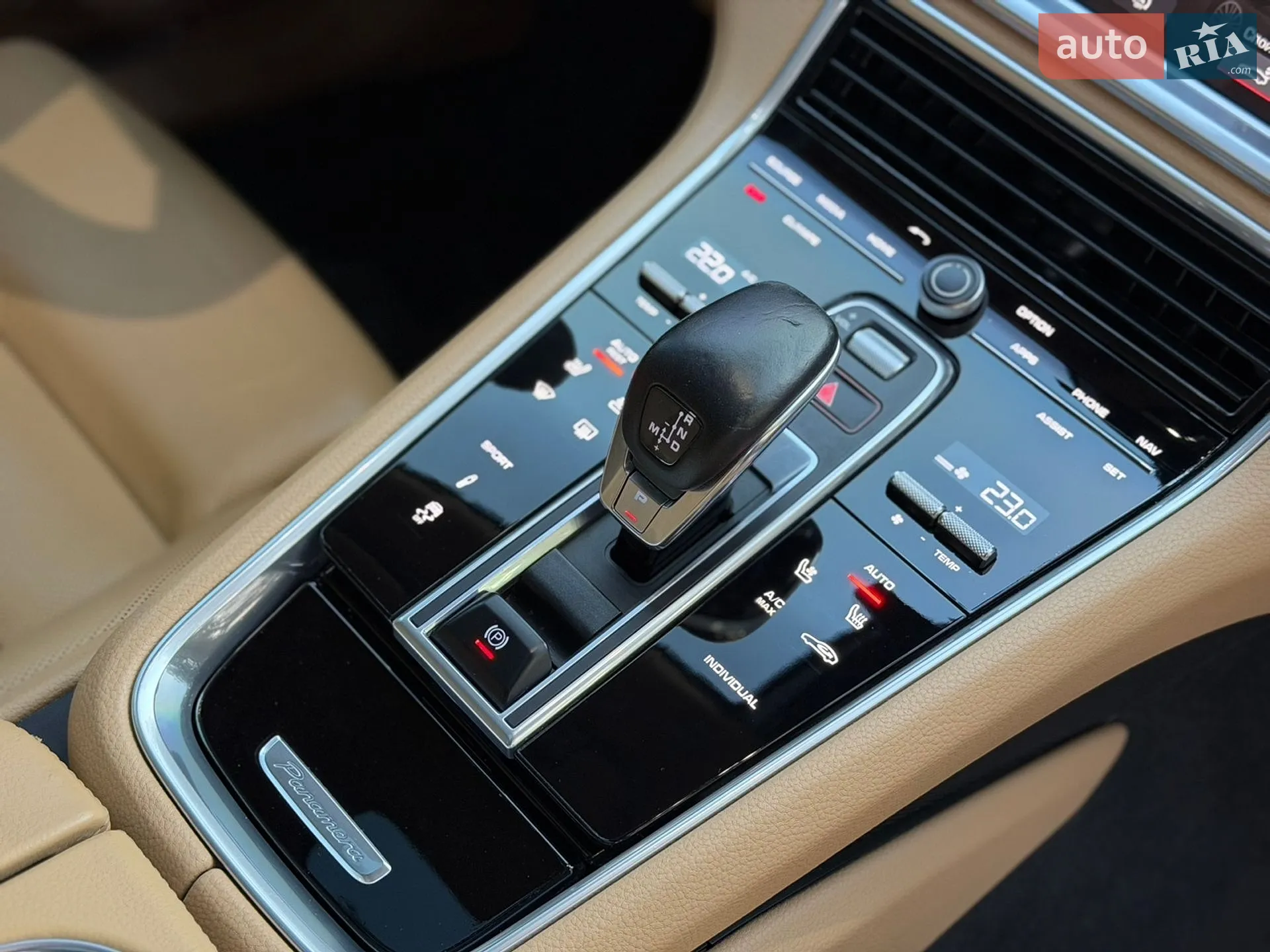 2018 Porsche Panamera - мініатюра 29