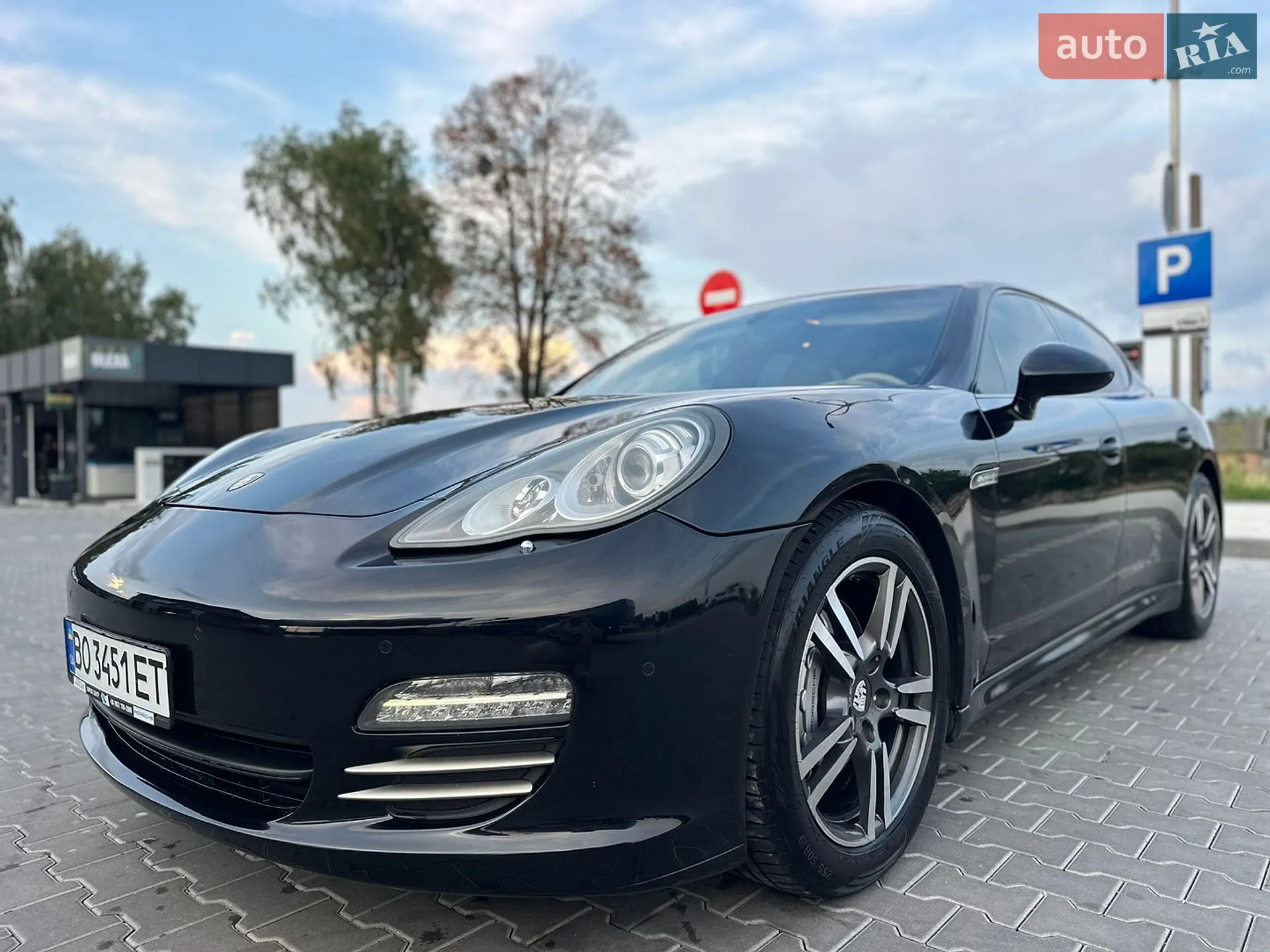 2010 Porsche Panamera - мініатюра 2
