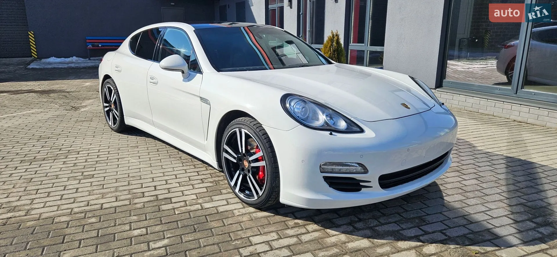 2012 Porsche Panamera - мініатюра 10