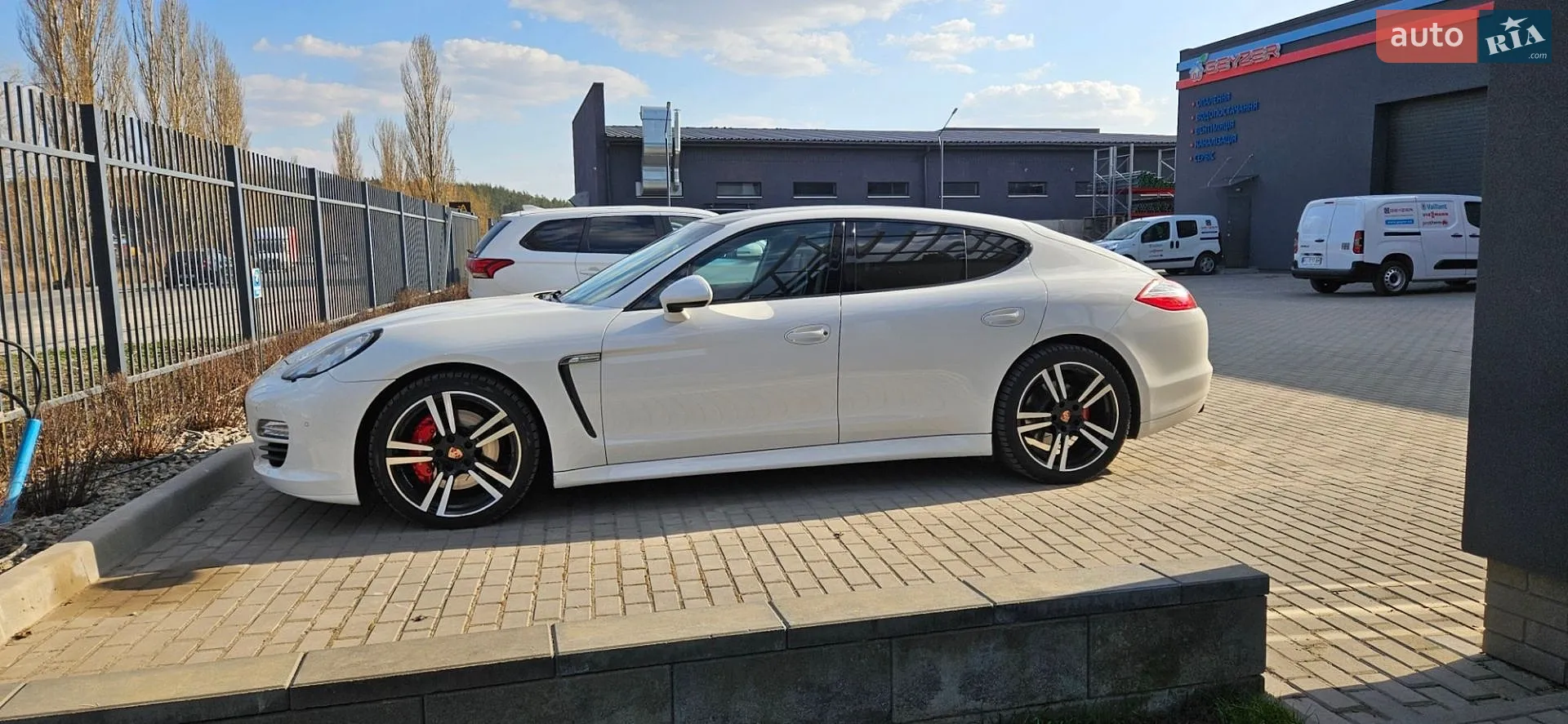 2012 Porsche Panamera - мініатюра 4