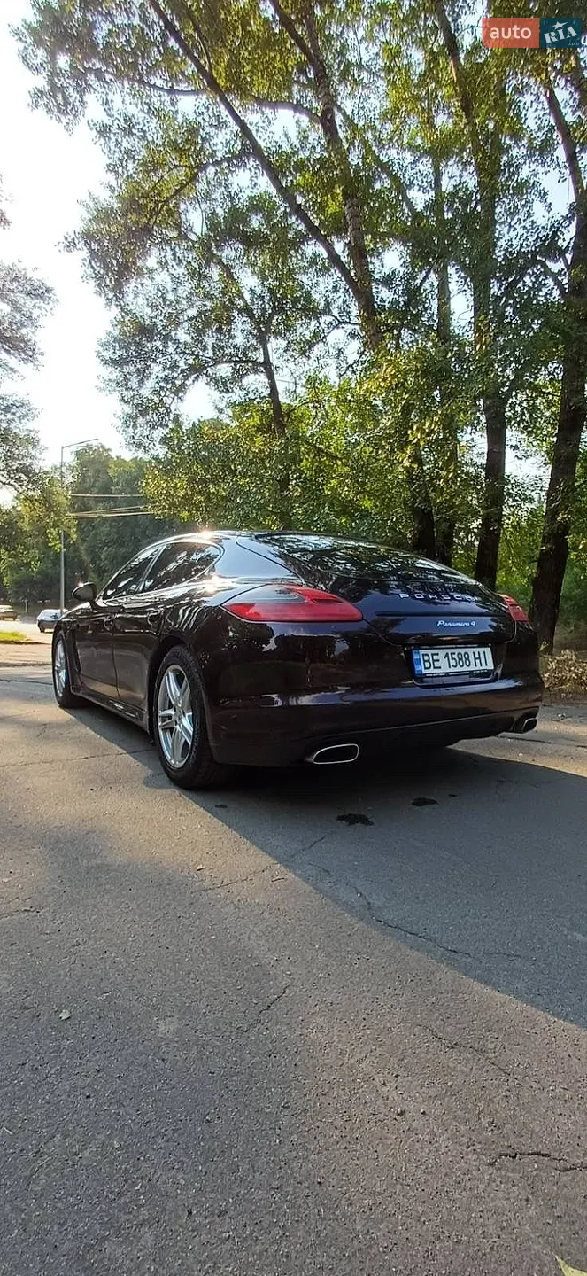 2012 Porsche Panamera - мініатюра 5