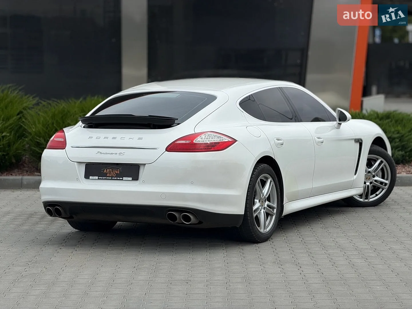 2012 Porsche Panamera - мініатюра 2