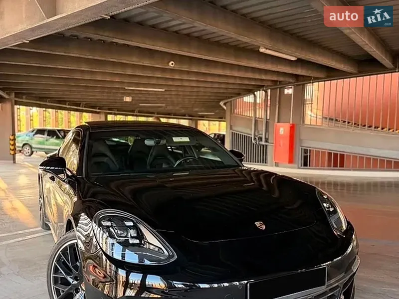 Porsche Panamera 2018