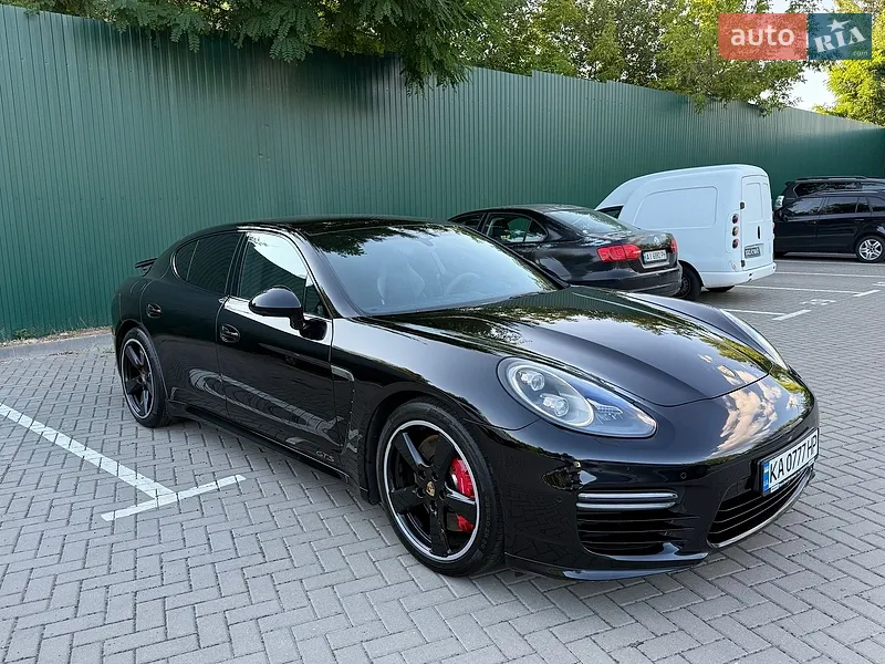 Porsche Panamera