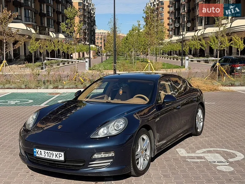 Porsche Panamera