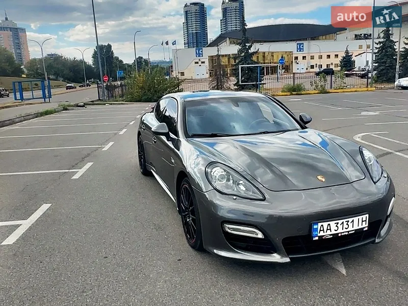 Porsche Panamera
