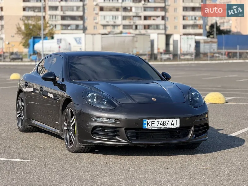 Porsche Panamera 2013